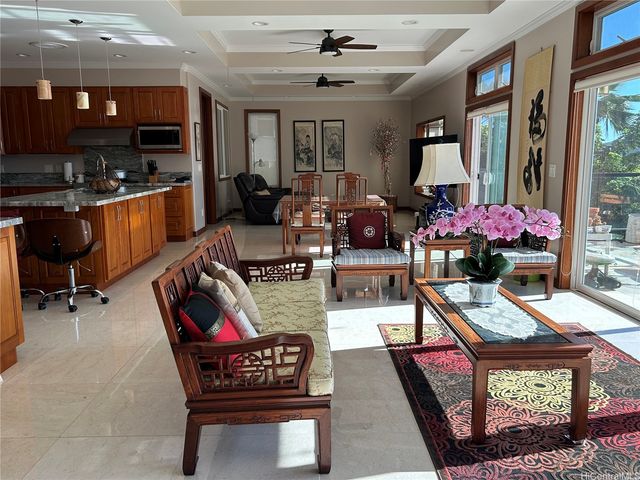 131 Hoahana Place, Honolulu, HI 96825