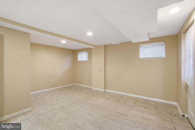 5331 42ND PL NW, Washington, DC 20015