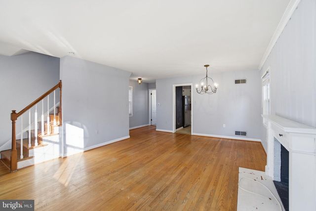 5331 42ND PL NW, Washington, DC 20015