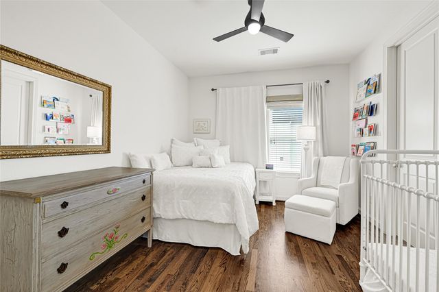 2039 Fannin Station N, Houston, TX 77045