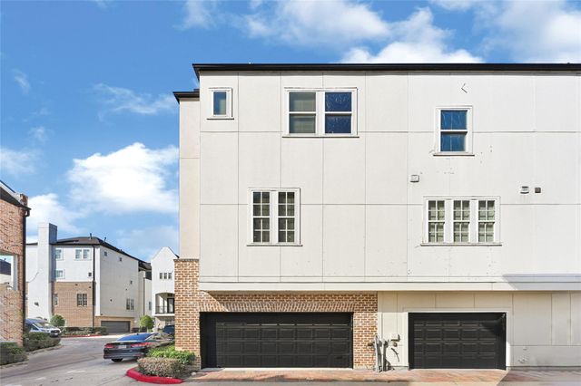 2039 Fannin Station N, Houston, TX 77045