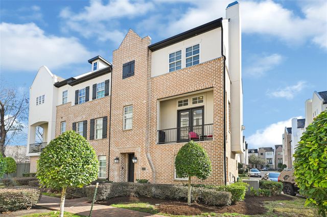 2039 Fannin Station N, Houston, TX 77045