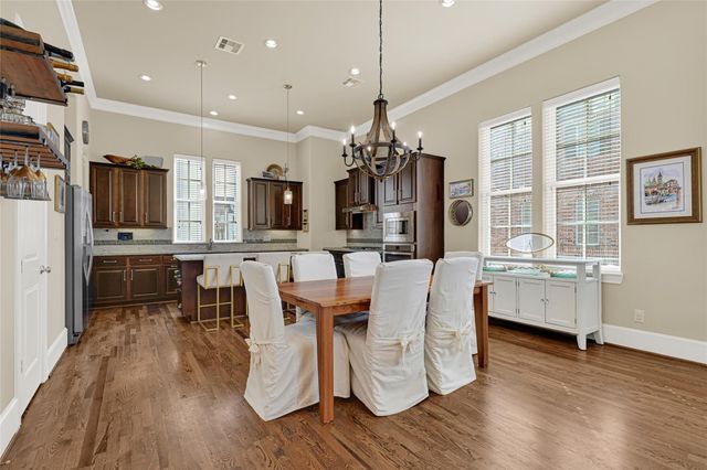 2039 Fannin Station N, Houston, TX 77045