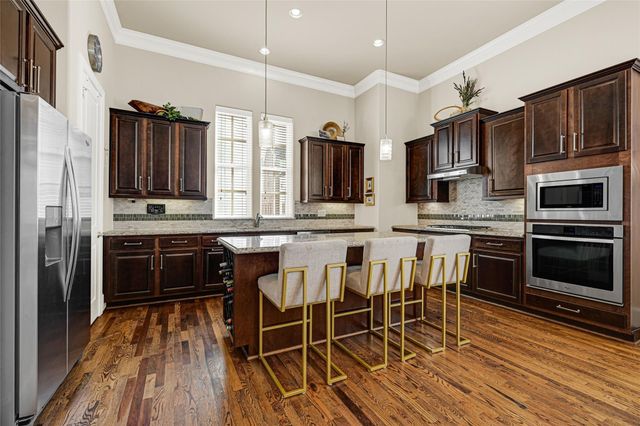 2039 Fannin Station N, Houston, TX 77045