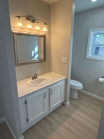 14 Lane F Lane, Coventry, RI 02816