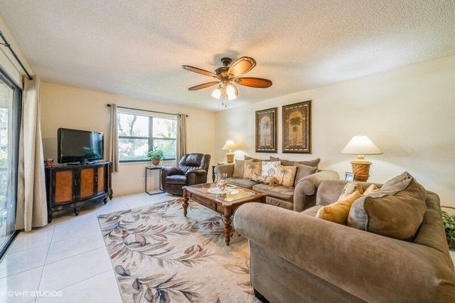 7485 SE Jamestown Terrace, Hobe Sound, FL 33455