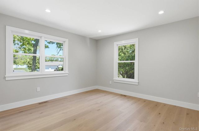 7 Mortimer Street, Westhampton Beach, NY 11978