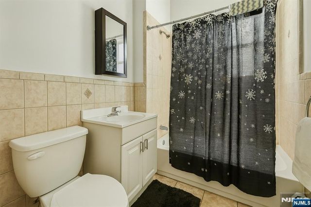 719 18th Avenue, Irvington, NJ 07111