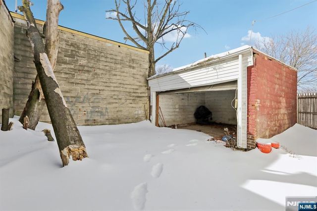 719 18th Avenue, Irvington, NJ 07111