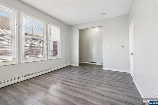 719 18th Avenue, Irvington, NJ 07111