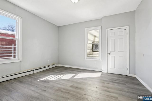 719 18th Avenue, Irvington, NJ 07111