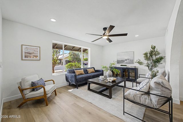 2505 S ROGERS Street, Mesa, AZ 85202