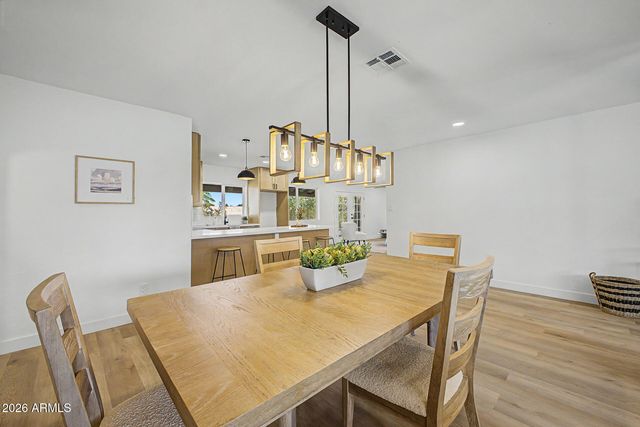 2505 S ROGERS Street, Mesa, AZ 85202