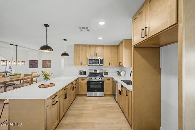 2505 S ROGERS Street, Mesa, AZ 85202