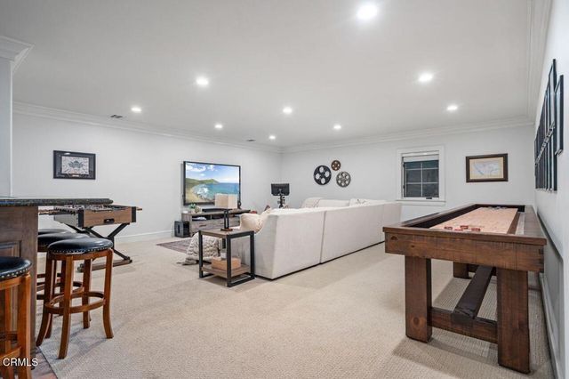 951 Descanso Drive, La Canada Flintridge, CA 91011