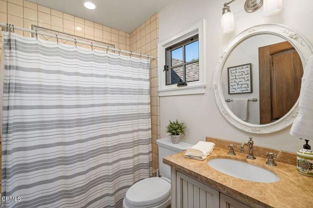 951 Descanso Drive, La Canada Flintridge, CA 91011