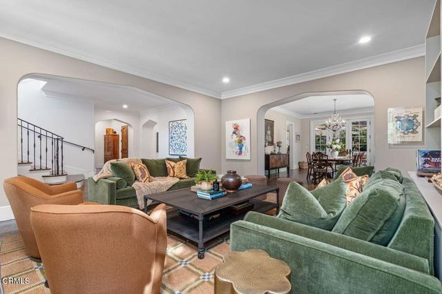 951 Descanso Drive, La Canada Flintridge, CA 91011