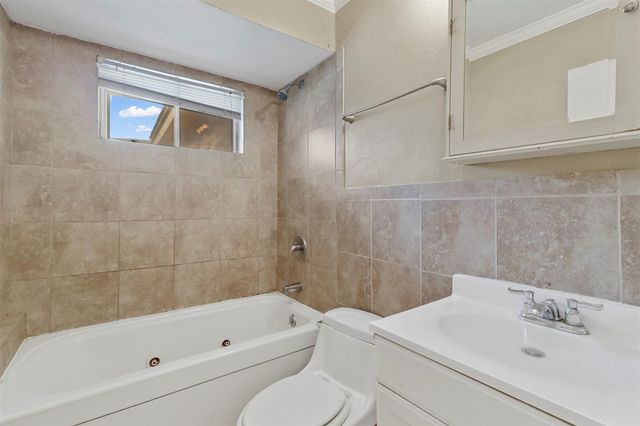 807 Ash Lane, Cedar Hill, TX 75104