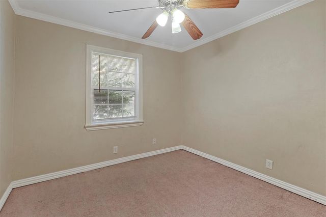 807 Ash Lane, Cedar Hill, TX 75104