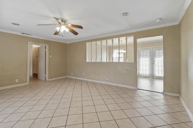 807 Ash Lane, Cedar Hill, TX 75104