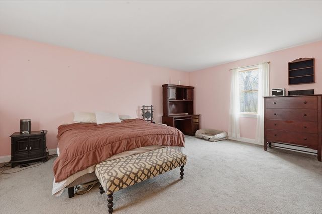 8 Stones Corner Road, Berlin, MA 01503