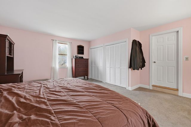 8 Stones Corner Road, Berlin, MA 01503