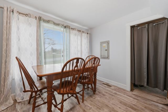 8 Stones Corner Road, Berlin, MA 01503