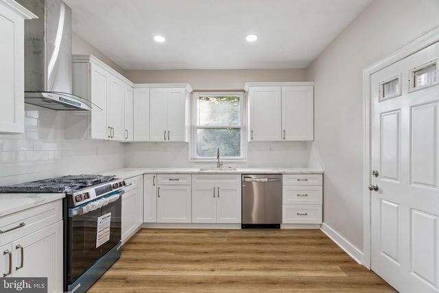 5028 N CAMAC ST, Philadelphia, PA 19141