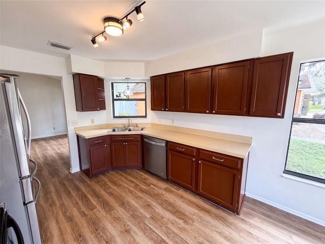 10033 CREEKWATER BOULEVARD, Orlando, FL 32825