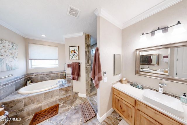 1233 S Lakeview Drive, Prescott, AZ 86301