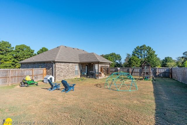 2406 Mountain Grove Road, Alma, AR 72921