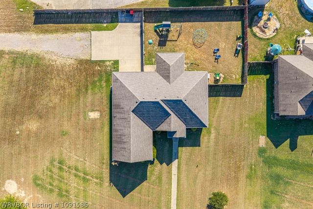 2406 Mountain Grove Road, Alma, AR 72921