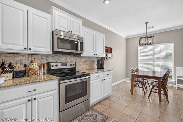 2406 Mountain Grove Road, Alma, AR 72921