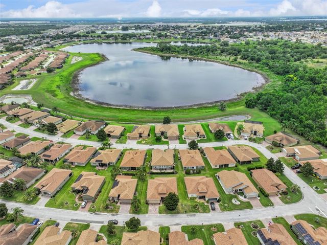 5312 NICKLAUS DRIVE, Winter Haven, FL 33884