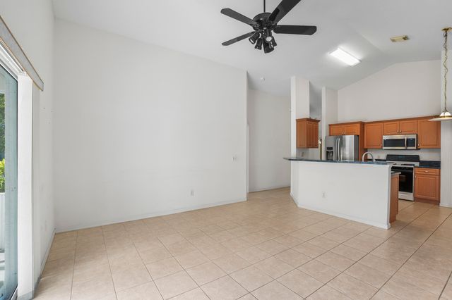 8238 Maidencane Place, Port St. Lucie, Port St Lucie, FL 34952