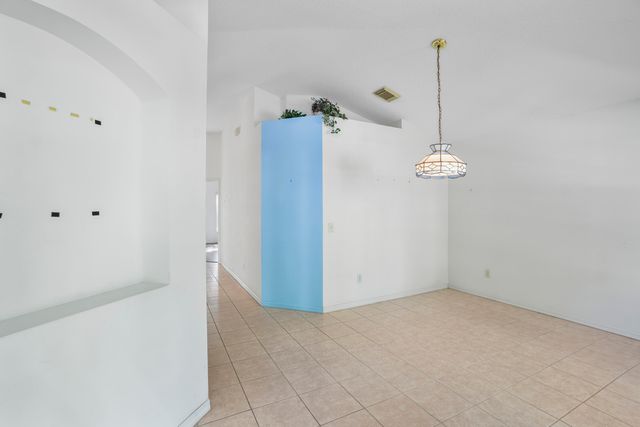 8238 Maidencane Place, Port St. Lucie, Port St Lucie, FL 34952