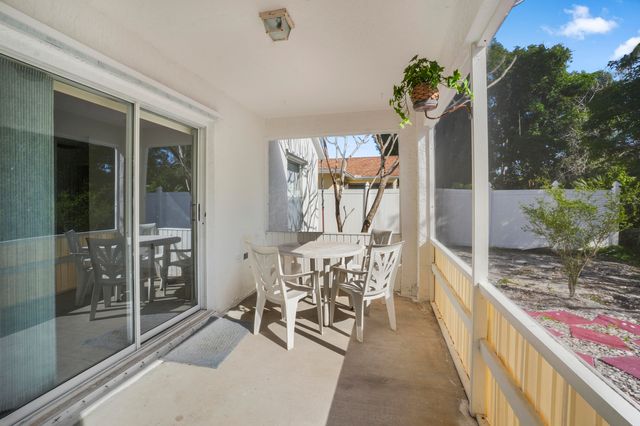 8238 Maidencane Place, Port St. Lucie, Port St Lucie, FL 34952