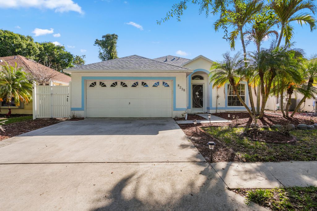 8238 Maidencane Place, Port St. Lucie, Port St Lucie, FL 34952