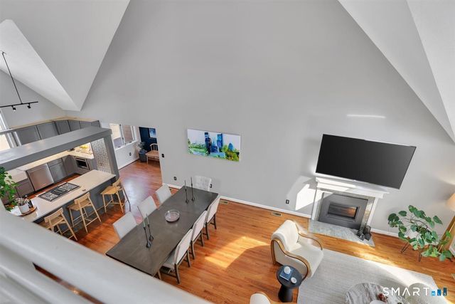 41 Timberwood Road 41, West Hartford, CT 06117