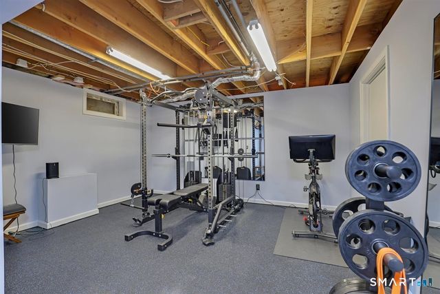 41 Timberwood Road 41, West Hartford, CT 06117