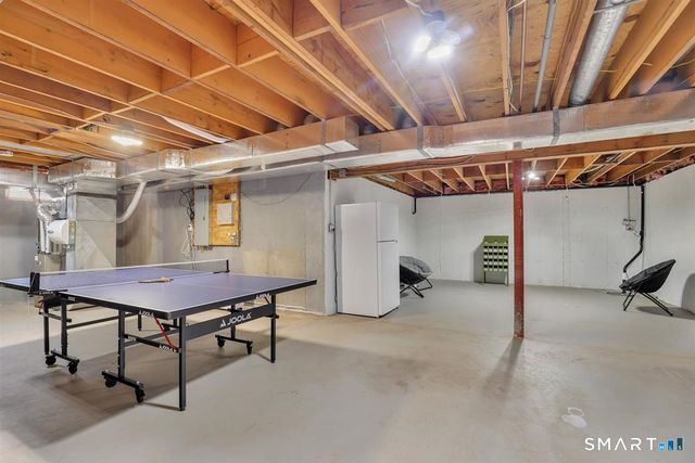 41 Timberwood Road 41, West Hartford, CT 06117