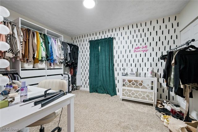 2160 Plymouth Drive, Uniontown, OH 44685