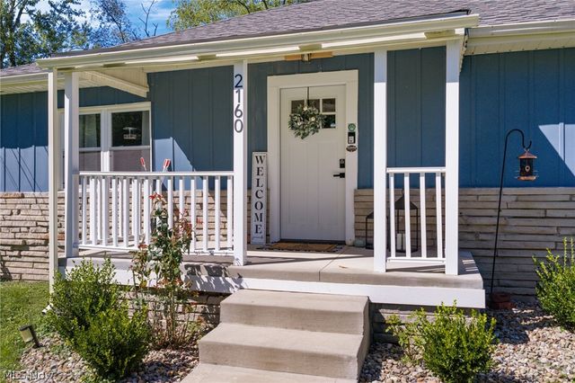 2160 Plymouth Drive, Uniontown, OH 44685