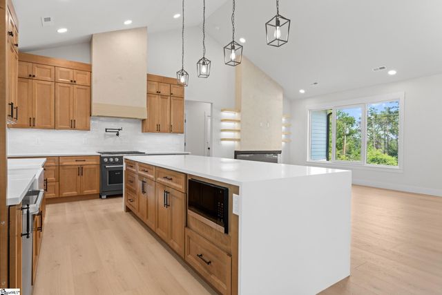 126 Brady Drive, Anderson, SC 29626