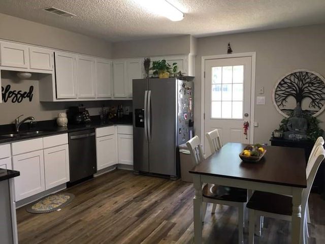 613 N Cherry Street, Aubrey, TX 76227