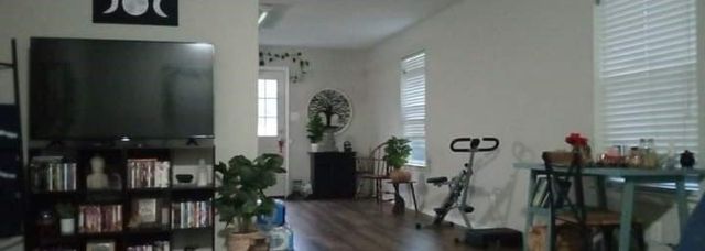 613 N Cherry Street, Aubrey, TX 76227