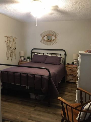 613 N Cherry Street, Aubrey, TX 76227