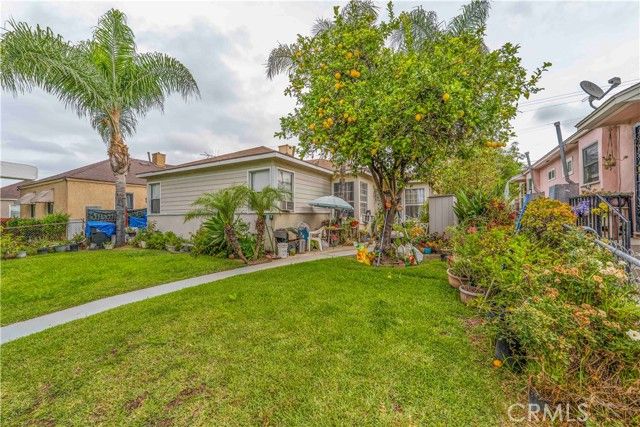 5519 Via Corona, Los Angeles, CA 90022