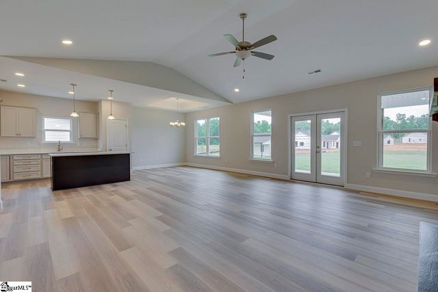 112 Walters Way, Pickens, SC 29671