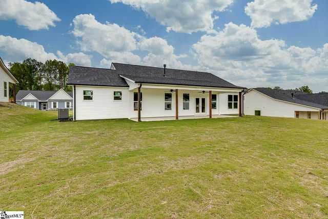 112 Walters Way, Pickens, SC 29671